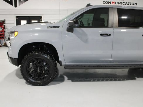 Used 2024 Chevrolet Silverado 1500 LT Trail Boss w/ Convenience Package II AWD/4WD image 26