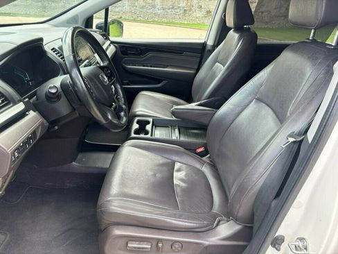 Used 2018 Honda Odyssey Elite image 9