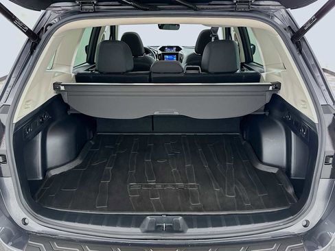 Used 2020 Subaru Forester Premium image 24