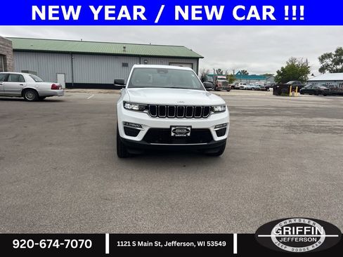 Used 2023 Jeep Grand Cherokee 4xe w/ Luxury Tech Group II image 5