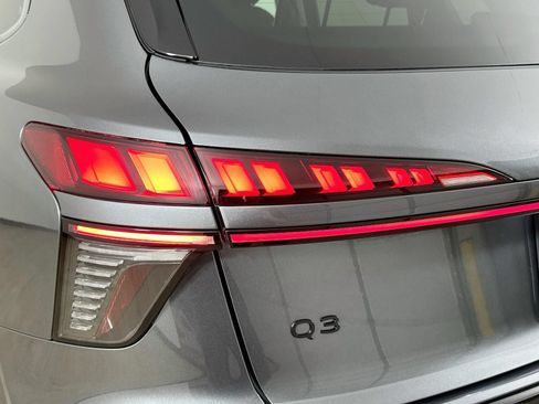 New 2026 Audi Q3 quattro 2.0T AWD/4WD image 13