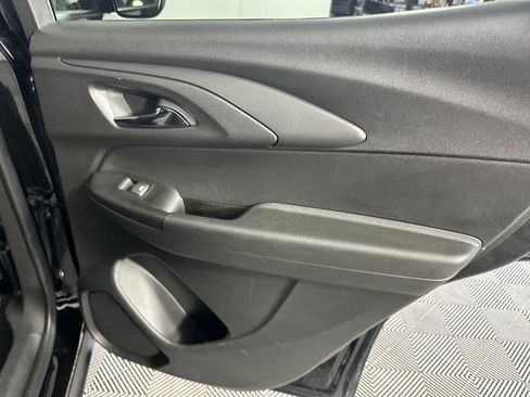 Used 2024 Chevrolet TrailBlazer LT w/ Convenience Package AWD/4WD image 25