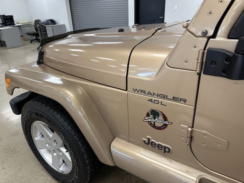 Used 1999 Jeep Wrangler Sahara image 8