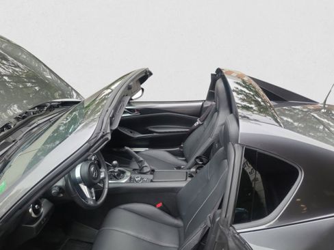 Used 2022 MAZDA MX-5 Miata RF Grand Touring image 13