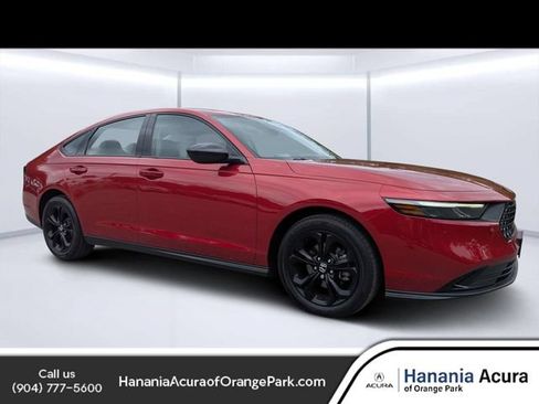 Used 2025 Honda Accord SE image 1