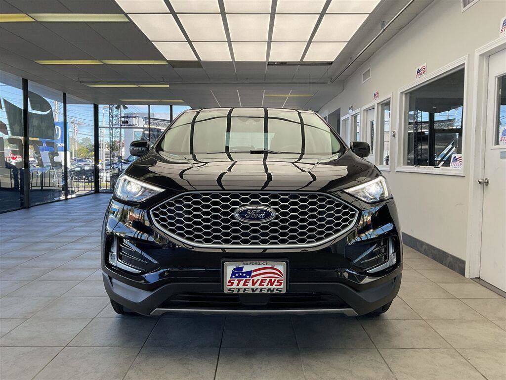 Used 2023 Ford Edge SEL w/ Convenience Package AWD/4WD image 2