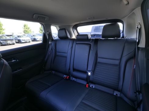 Certified 2026 Nissan Rogue SV AWD/4WD image 27