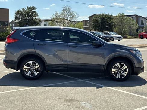 Used 2018 Honda CR-V LX image 7