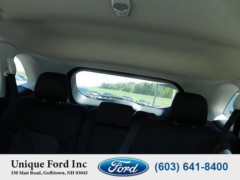 Used 2021 Ford Edge SE image 14