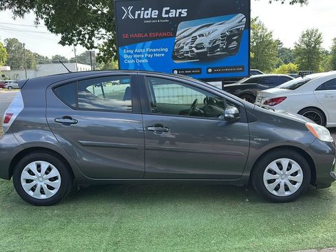 Used 2013 Toyota Prius C Two FWD image 8