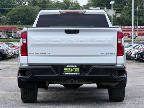 Used 2021 Chevrolet Silverado 1500 Custom AWD/4WD image 4