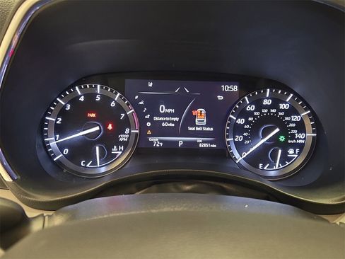 Used 2020 Toyota Highlander Platinum image 19