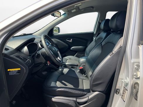 Used 2013 Hyundai Tucson GLS AWD/4WD image 11