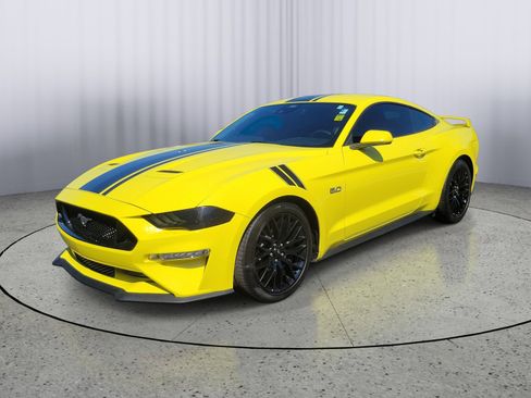 Used 2021 Ford Mustang GT Premium w/ GT Performance Package RWD image 5