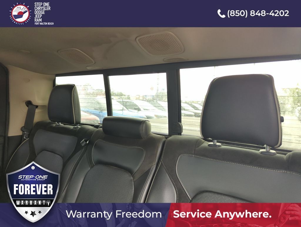 Used 2019 RAM 1500 Laramie AWD/4WD image 29