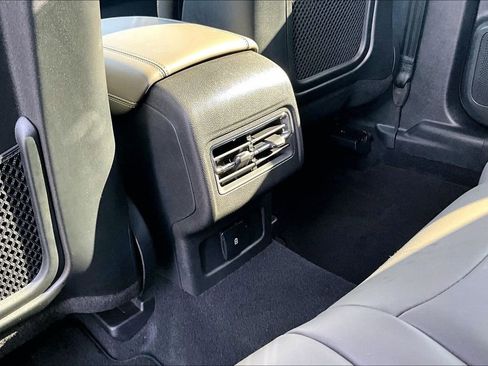 Used 2025 Lincoln Corsair Premiere image 35