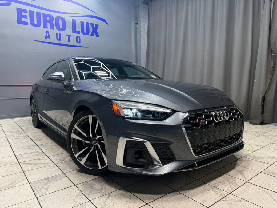 Used 2023 Audi S5 Premium w/ Convenience Package AWD/4WD image 4