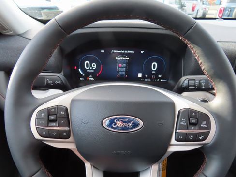 New 2026 Ford Explorer Active image 9