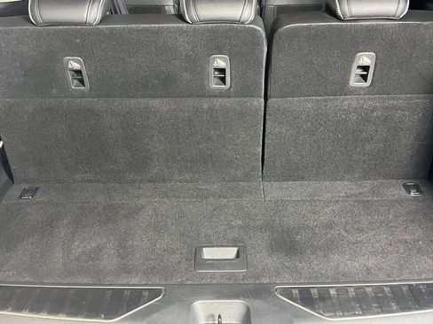 Used 2025 INFINITI QX80 Sensory image 34