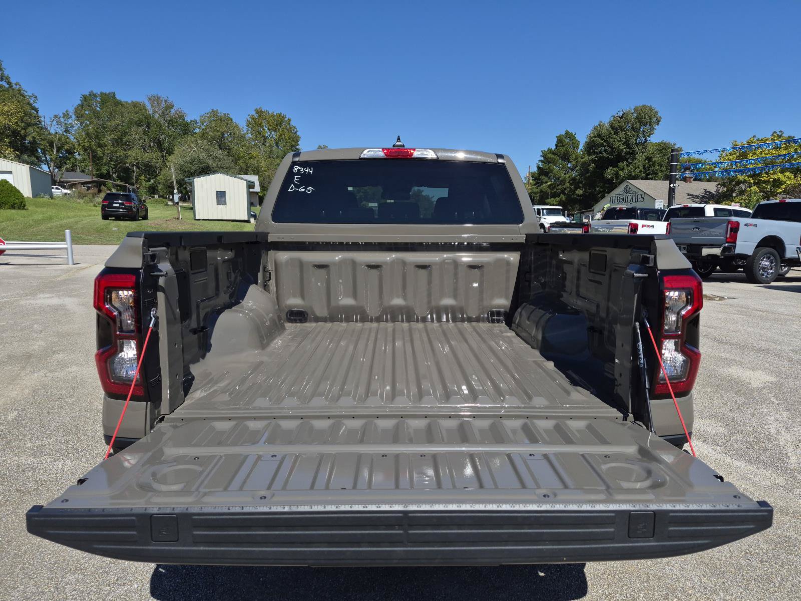 New 2026 Ford Ranger XLT w/ Black Appearance Package AWD/4WD image 7