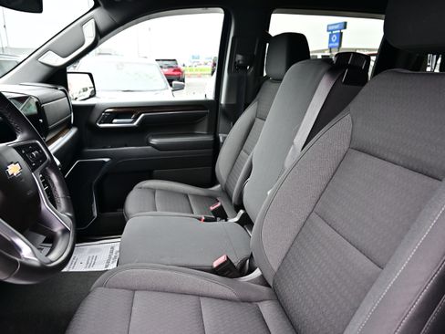 Used 2023 Chevrolet Silverado 1500 LT AWD/4WD image 22