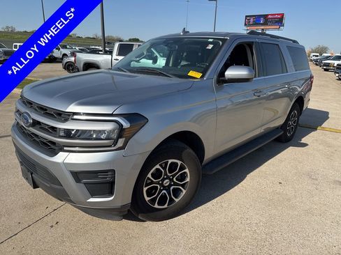 Used 2022 Ford Expedition Max XLT image 1
