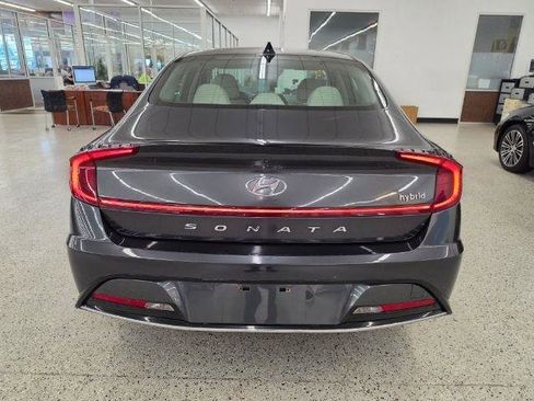 Used 2021 Hyundai Sonata SEL FWD image 5
