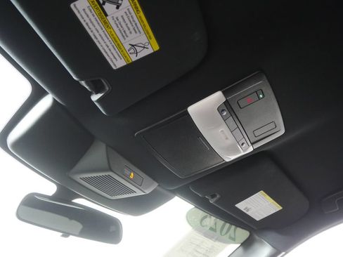 Used 2025 Nissan Pathfinder Rock Creek AWD/4WD image 22