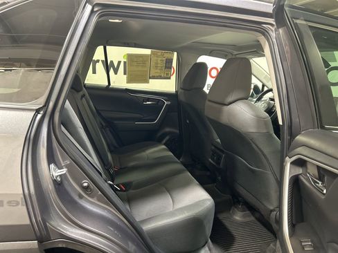 Used 2024 Toyota RAV4 XLE w/ Convenience Package image 16