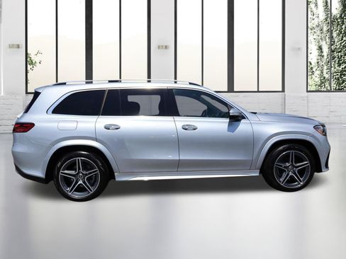 Certified 2025 Mercedes-Benz GLS 450 4MATIC w/ AMG Line Exterior image 6
