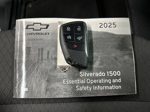 Used 2025 Chevrolet Silverado 1500 RST w/ Redline Edition AWD/4WD image 37