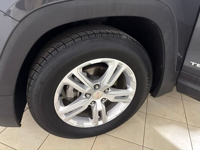 Used 2021 GMC Terrain SLE w/ Driver Convenience Package FWD image 29