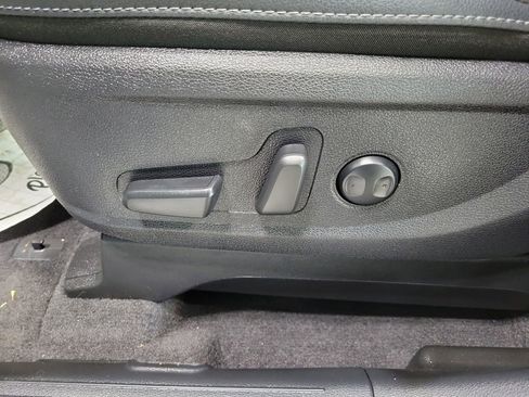 Used 2025 Kia Telluride EX X-Line image 32