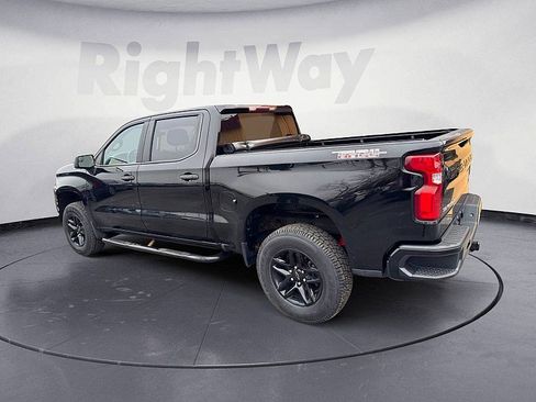 Used 2019 Chevrolet Silverado 1500 Custom Trail Boss w/ Custom Convenience Package image 3