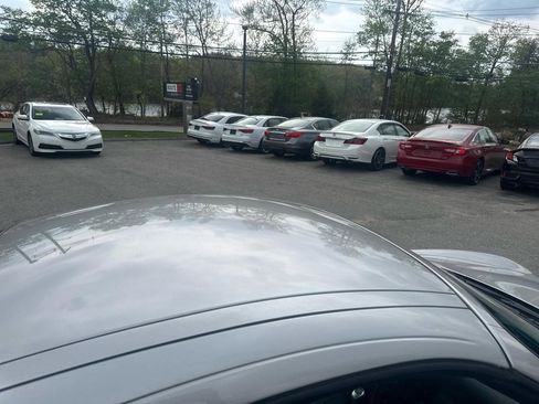 Used 2001 Porsche 911 Carrera 4 AWD/4WD image 24