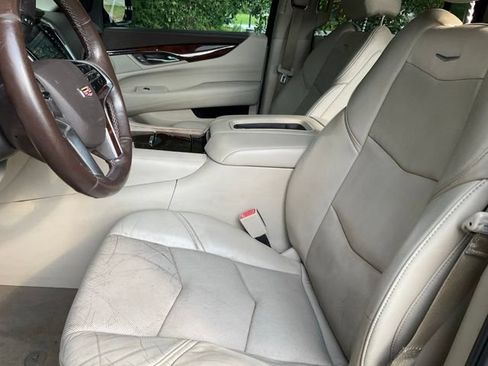Used 2015 Cadillac Escalade ESV Premium AWD/4WD image 5
