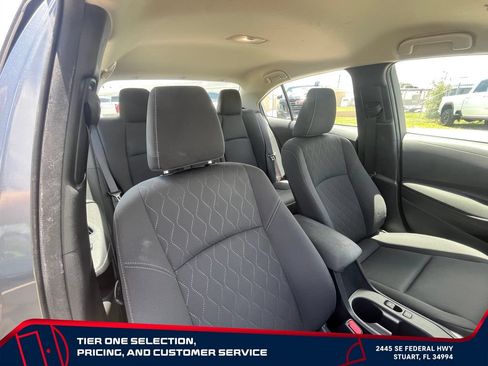 Used 2023 Toyota Corolla LE FWD image 16