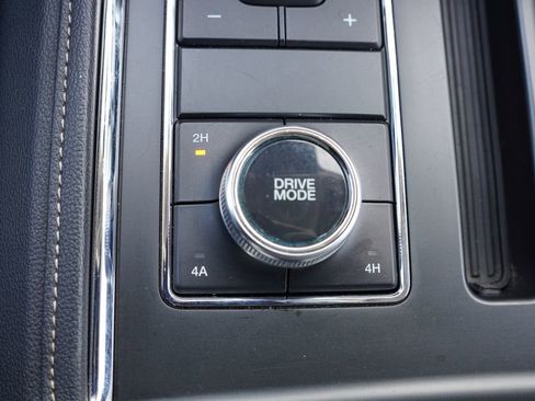 Certified 2024 Ford Expedition Max XLT image 34