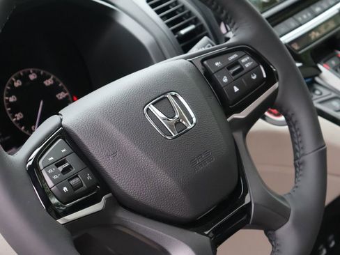 New 2026 Honda Odyssey Elite image 12