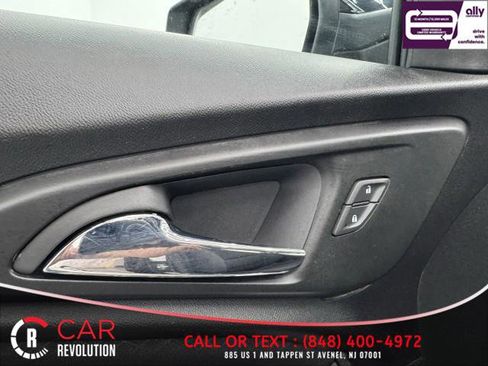 Used 2023 Chevrolet Malibu LT image 44