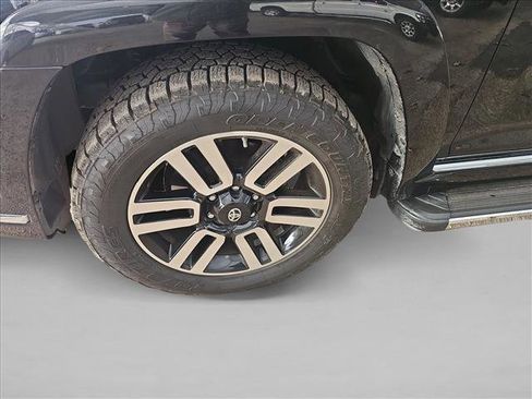 Used 2016 Toyota 4Runner Limited image 9