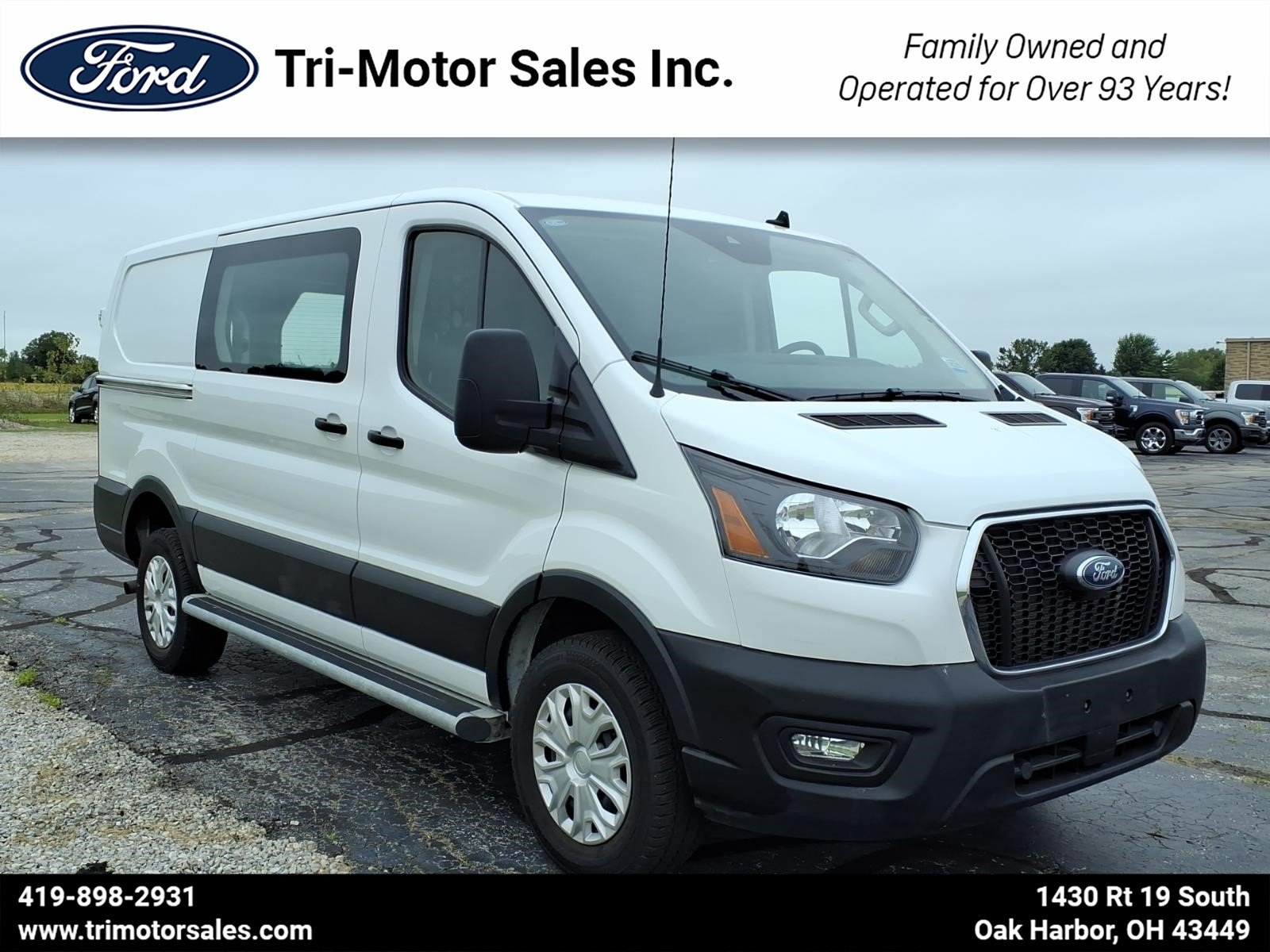 Used 2025 Ford Transit 250 Low Roof w/ Exterior Upgrade Package RWD image 1