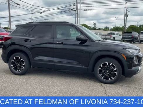 Used 2021 Chevrolet TrailBlazer LT w/ Convenience Package image 9