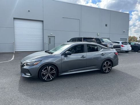 Used 2023 Nissan Sentra SR w/ SR Premium Package image 5