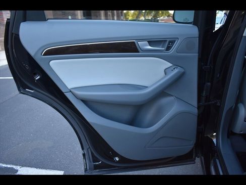 Used 2014 Audi Q5 2.0T Premium Plus image 21