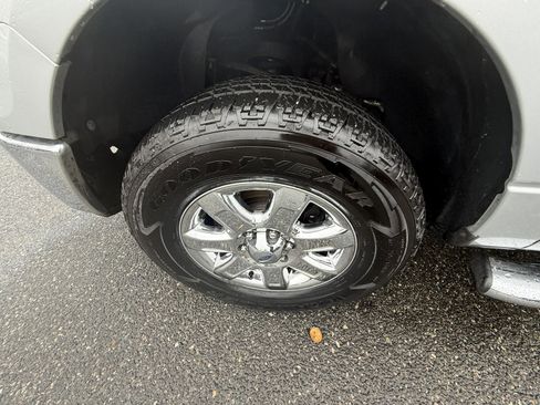 Used 2013 Ford F150 XLT w/ Luxury Equipment Group image 25