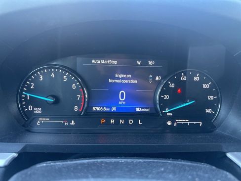 Used 2021 Ford Explorer XLT image 6