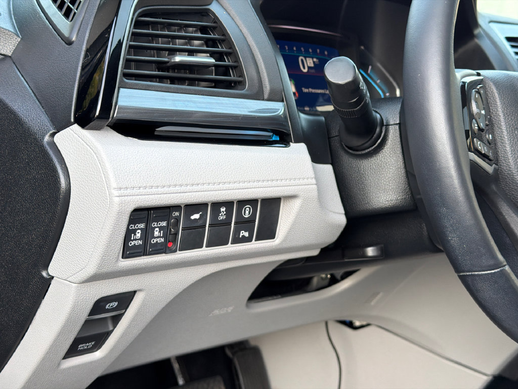 Used 2024 Honda Odyssey Elite image 18