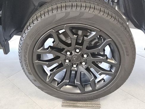 New 2025 RAM 1500 Limited image 4