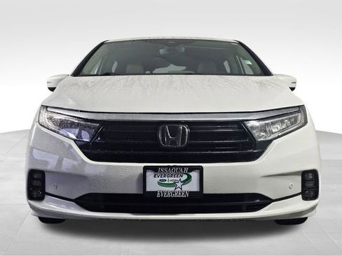 Used 2023 Honda Odyssey Elite image 2